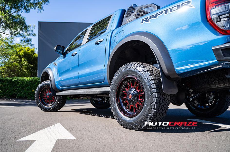FORD-RANGER-RAPTOR-STROKE-GLOSS-BLACK-W-CANDY-RED
